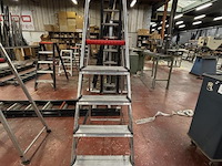 Alu trapladder altrex - afbeelding 1 van  3