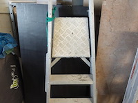 Alu trapladder ernst + petry - afbeelding 2 van  4