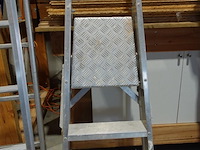 Alu trapladder petry - afbeelding 2 van  3