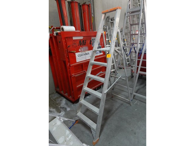 Alu trapladder petry - afbeelding 1 van  2
