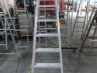 Alu trapladder solide - afbeelding 2 van  3
