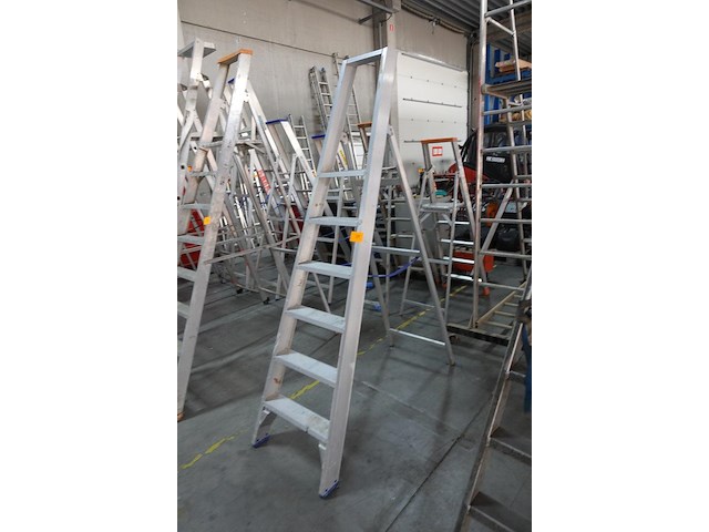Alu trapladder solide - afbeelding 3 van  3