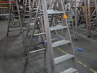 Alu trapladder solide - afbeelding 1 van  3
