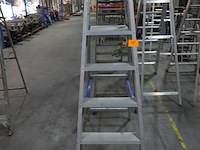 Alu trapladder solide - afbeelding 2 van  3