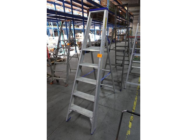 Alu trapladder solide - afbeelding 3 van  3