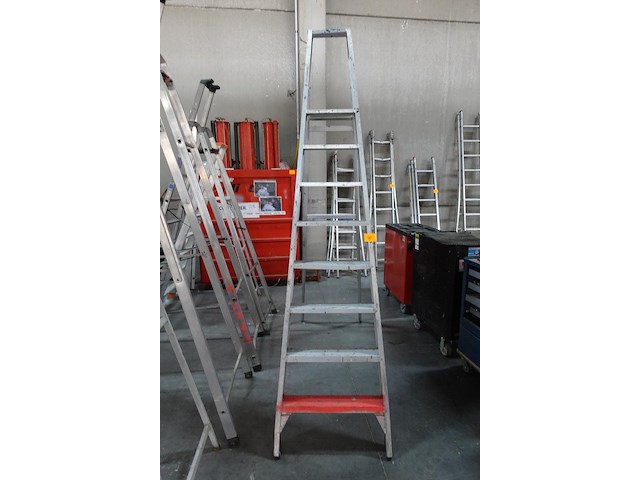 Alu trapladder solide - afbeelding 2 van  2