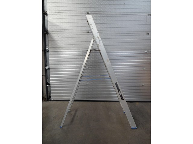 Alu trapladder solide - afbeelding 2 van  2