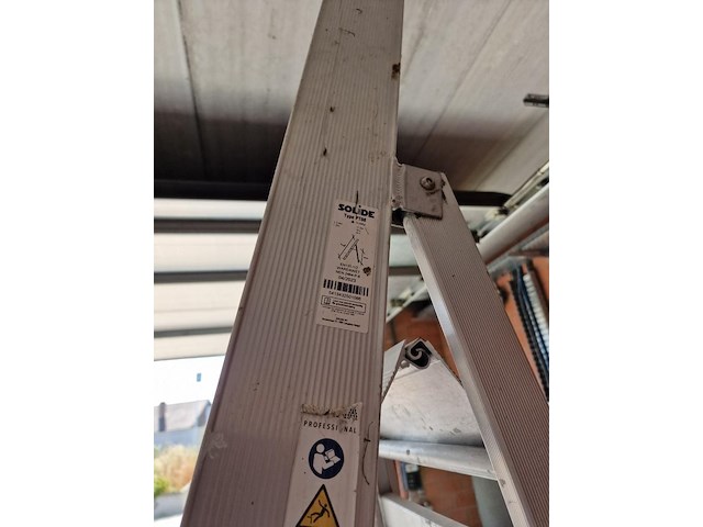 Alu trapladder solide - afbeelding 2 van  5