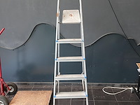 Alu trapladder + steekwagen - afbeelding 2 van  3