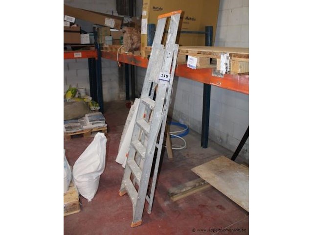 Alu trapladder - afbeelding 1 van  1