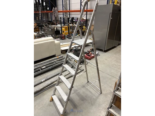 Alu trapladder - afbeelding 3 van  4