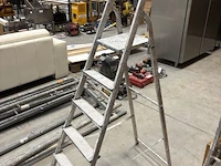 Alu trapladder - afbeelding 3 van  4