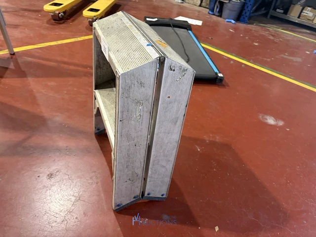 Alu trapladder - afbeelding 3 van  3