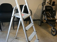 Alu trapladder - afbeelding 1 van  2