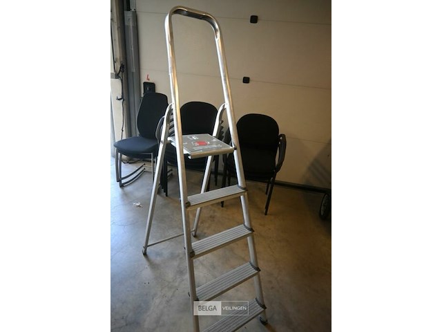 Alu trapladder - afbeelding 2 van  2