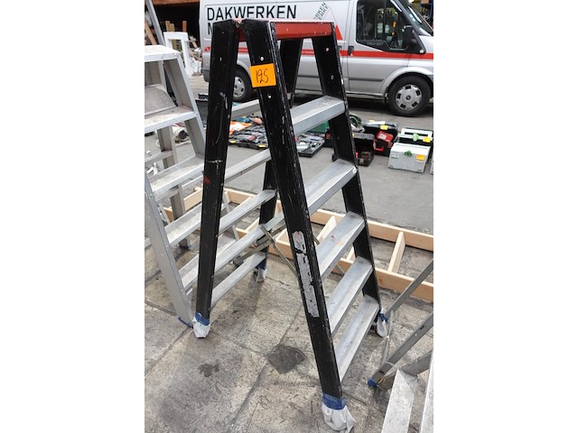 Alu trapladder - afbeelding 2 van  2