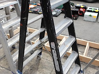 Alu trapladder - afbeelding 2 van  2