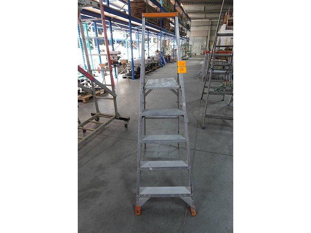Alu trapladder - afbeelding 2 van  2