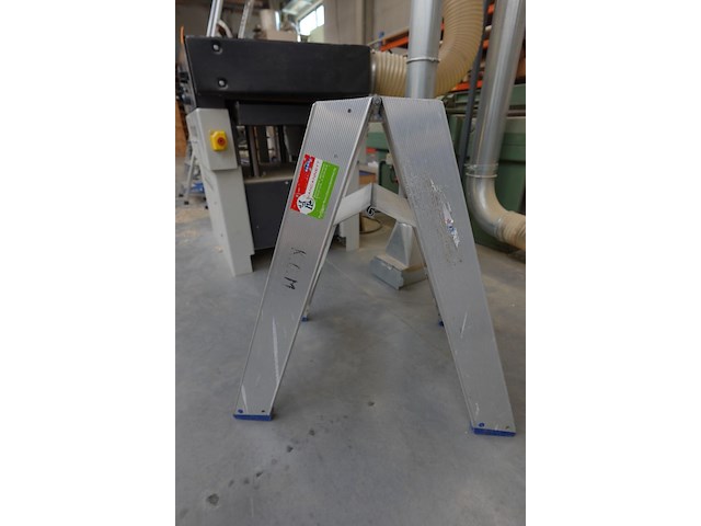 Alu trapladder - afbeelding 2 van  2