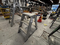 Alu trapladder - afbeelding 1 van  3