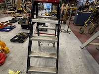 Alu trapladder - afbeelding 2 van  2