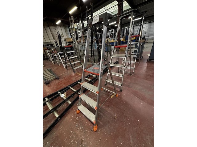 Alu trapladder - afbeelding 2 van  3