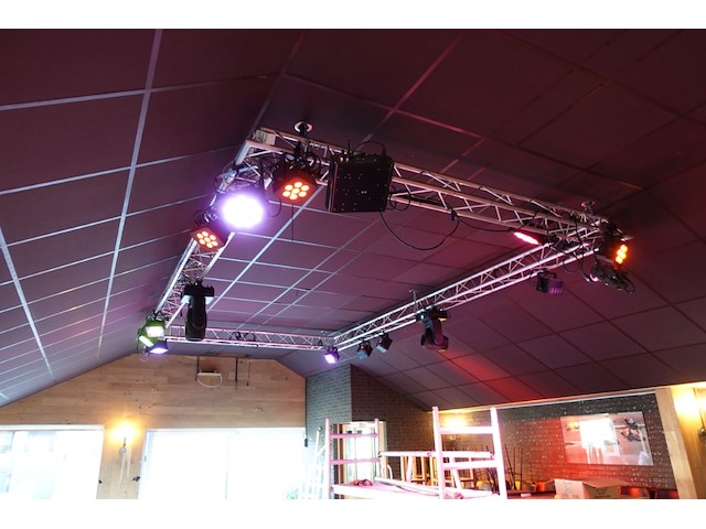 Alu trussconstructie + discolichten - afbeelding 1 van  7