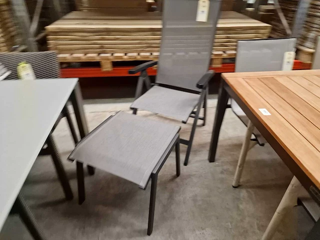 Alu tuinstoel tinos reclining met voetenbank charcoal mat - silver - afbeelding 3 van  5