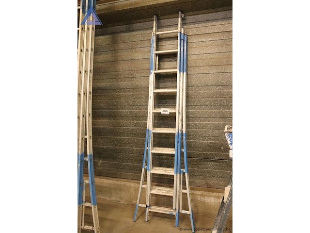 Alu uitschuifladder 3x 10 sporten - afbeelding 1 van  1