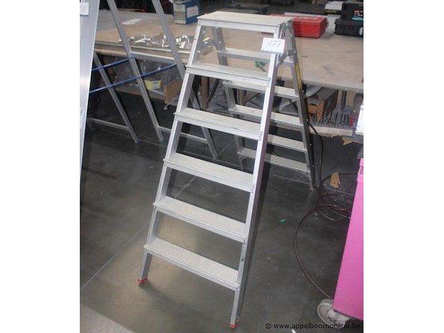 Alu uitzetladder - afbeelding 1 van  1