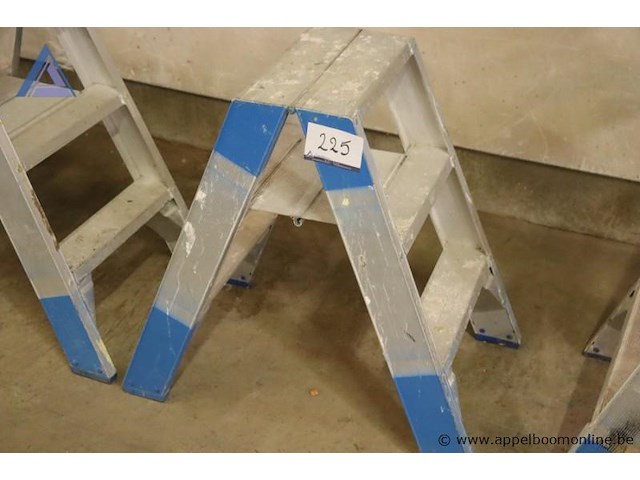 Alu uitzettrap vv 2 sporten - afbeelding 1 van  2