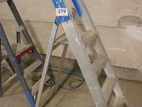 Alu uitzettrap vv 4 sporten - afbeelding 1 van  2