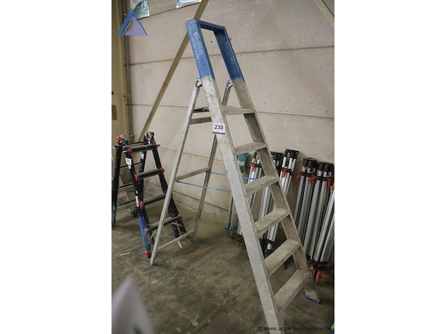 Alu uitzettrap vv 6 sporten - afbeelding 1 van  1