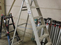 Alu uitzettrap vv 6 sporten - afbeelding 1 van  1