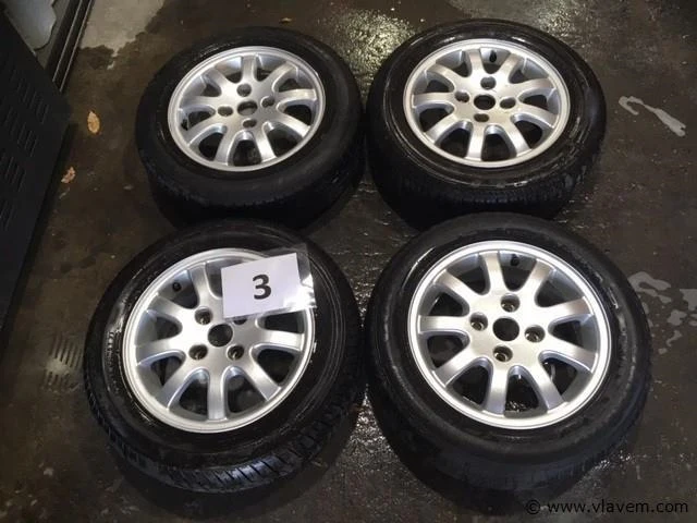 Alu. velgen en banden - afbeelding 3 van  5