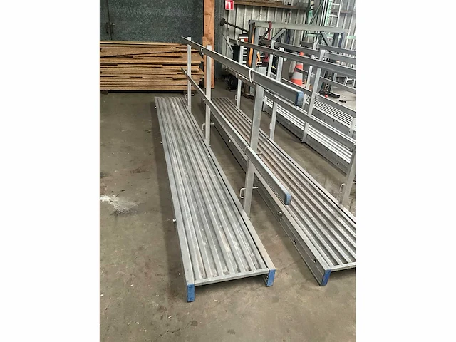 Alu werkbrug/loopstelling - afbeelding 2 van  7