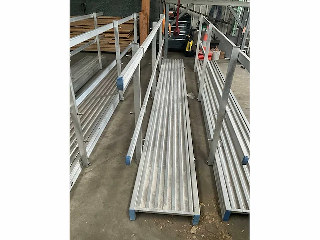 Alu werkbrug/loopstelling - afbeelding 7 van  7