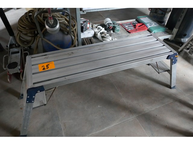 Alu werkplatform - afbeelding 1 van  4
