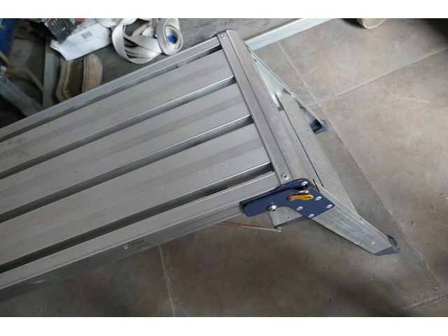 Alu werkplatform - afbeelding 3 van  4