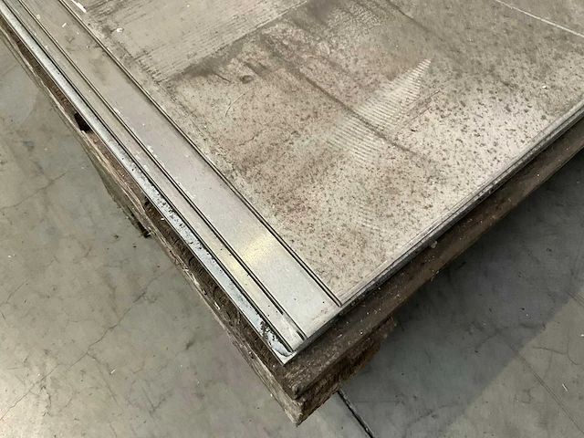 Alucobond plus natural brushed plaat (4x) - afbeelding 4 van  7