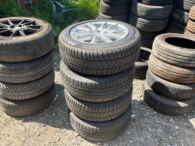 Aluett 17 inch set van 4 banden voor bmw + velgen met sensoren - afbeelding 1 van  6