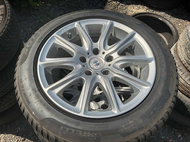 Aluett 17 inch set van 4 banden voor bmw + velgen met sensoren - afbeelding 2 van  6