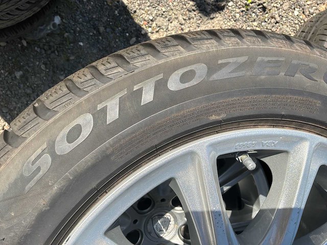Aluett 17 inch set van 4 banden voor bmw + velgen met sensoren - afbeelding 5 van  6