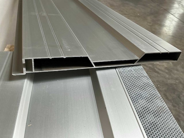 Aluminium aanhangwagen zijwanden (28x) - afbeelding 4 van  7