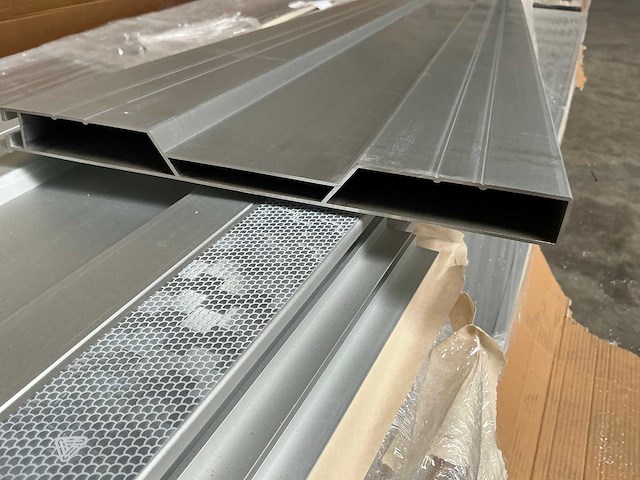 Aluminium aanhangwagen zijwanden (28x) - afbeelding 2 van  3