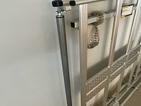 Aluminium dakdrager voor opel vivaro met loopplank en laadrol - afbeelding 2 van  3