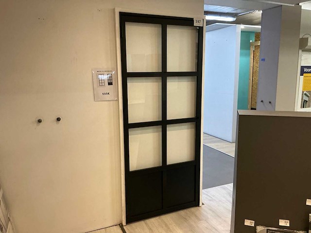 Aluminium deur rechts - afbeelding 1 van  4