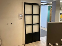 Aluminium deur rechts - afbeelding 1 van  4