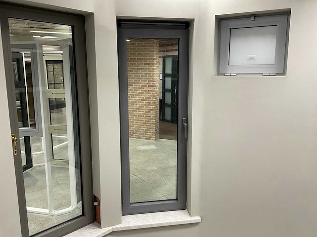 Aluminium draai/kiepraam - afbeelding 4 van  4