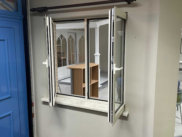 Aluminium draai/kiepraam - afbeelding 3 van  4